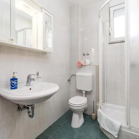 Appartamento Inviting Near Mala Mandra Mandre
