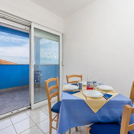 Appartamento Inviting Near Mala Mandra Mandre