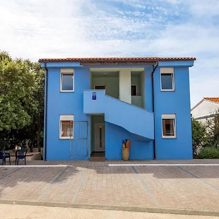 Appartamento Inviting Near Mala Mandra *