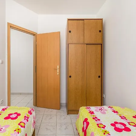 Inviting Near Mala Mandra Apartment